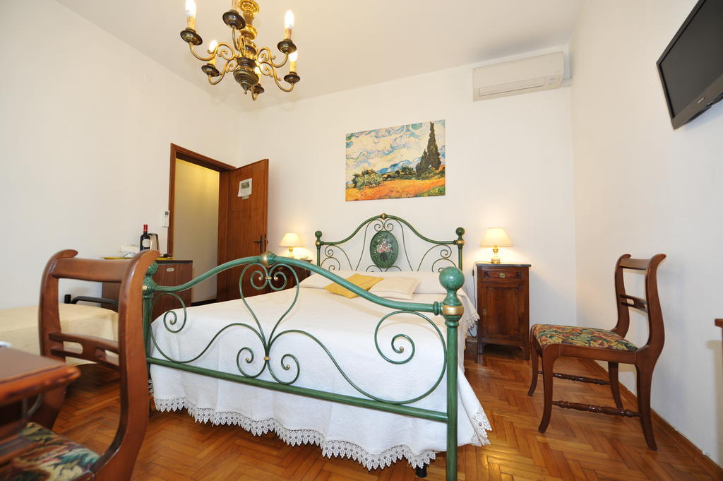 Villa Gli Olivi Calci Zimmer foto